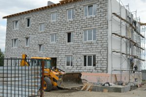 Учителя скоро станут новоселами